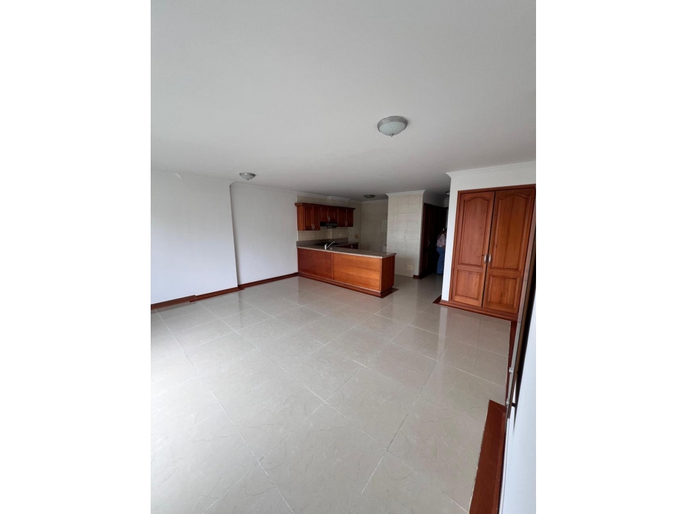 Hermoso Aparta estudio, excelente ubicación.