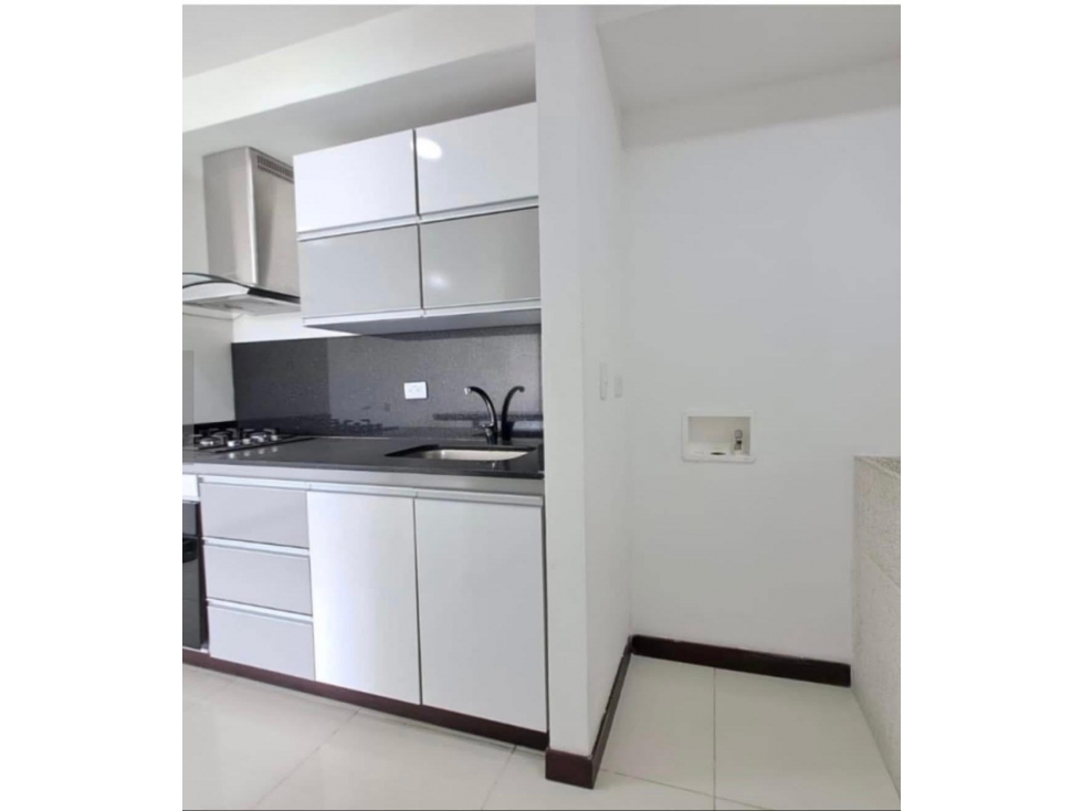 Apartamento en cerritos, piso 13!! — foto 4