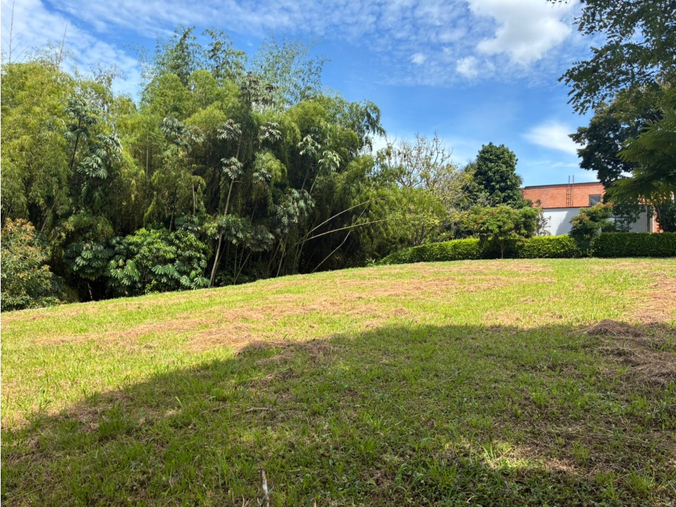 Lote en condominio, gran oportunidad!