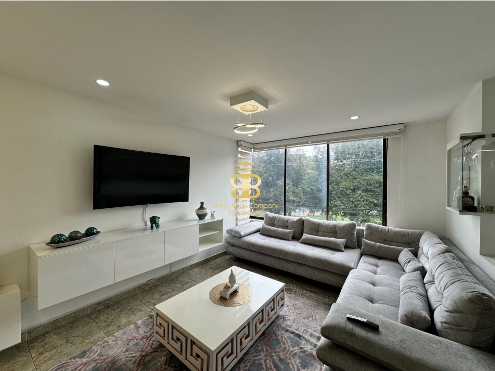SE VENDE APARTAMENTO EN LA CASTELLANA NEGOCIABLE — foto 3