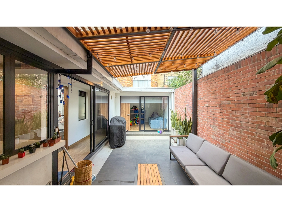 SE VENDE/ARRIENDA CASA EN SANTA PAULA — foto 4
