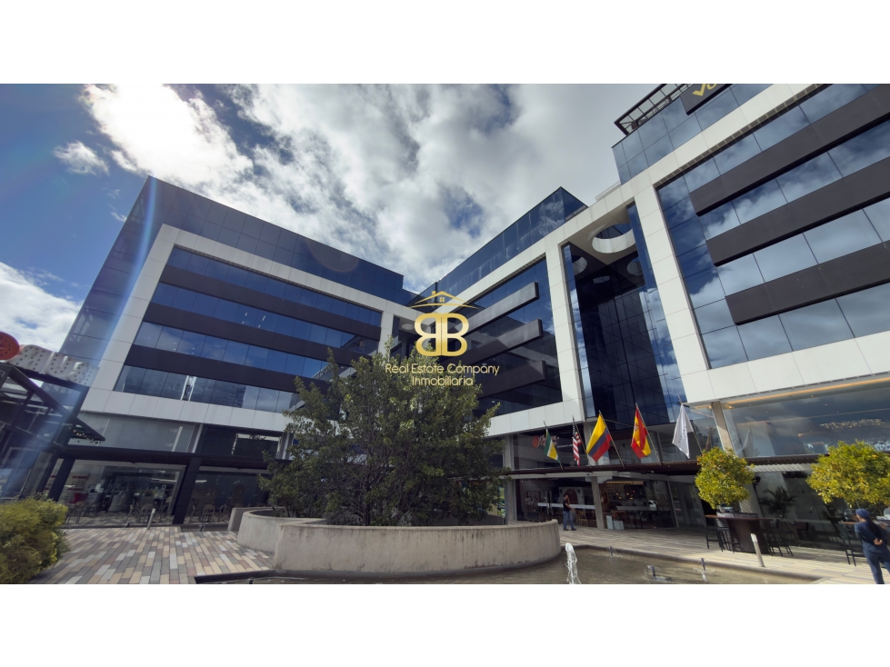 SE VENDE OFICINA EN SABANA PARK - 1