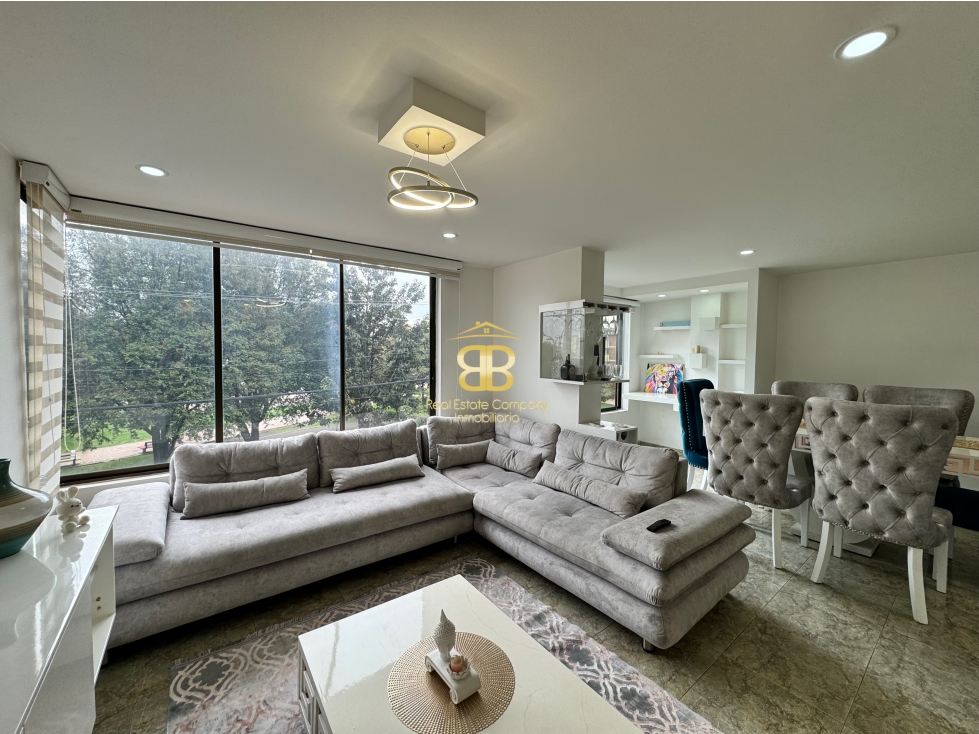 SE VENDE APARTAMENTO EN LA CASTELLANA NEGOCIABLE — foto 2