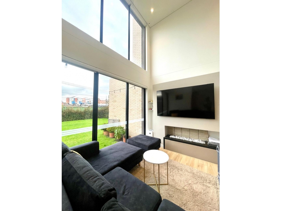 SE VENDE CASA EN CHIA