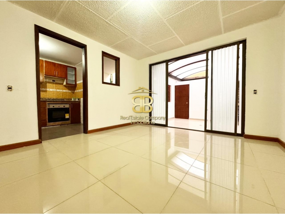 SE VENDE CASA EN CHIA