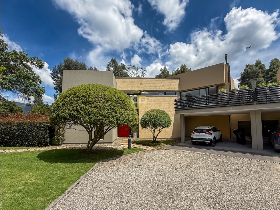 SE VENDE CASA EN COTA