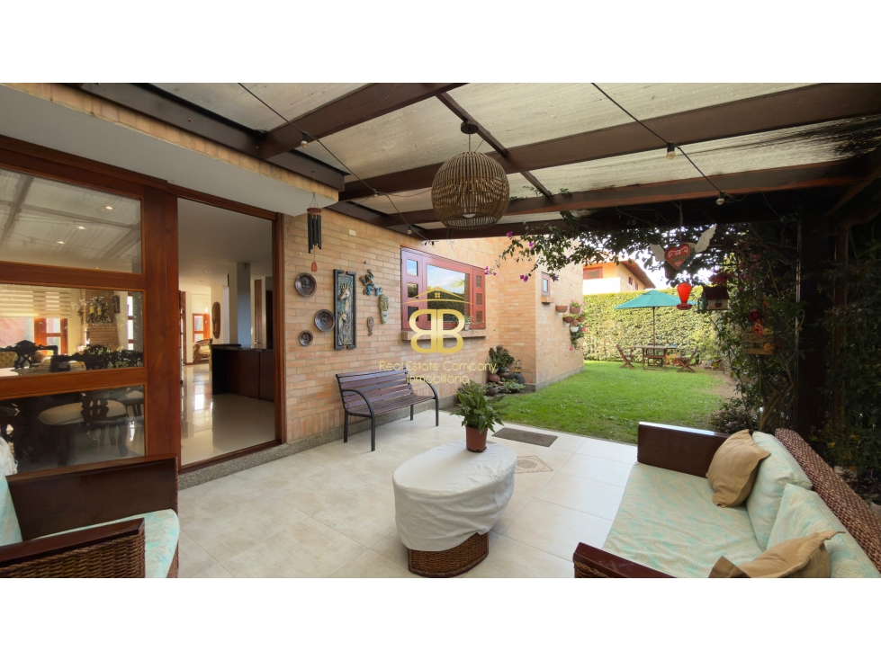 SE VENDE CASA EN CHÍA