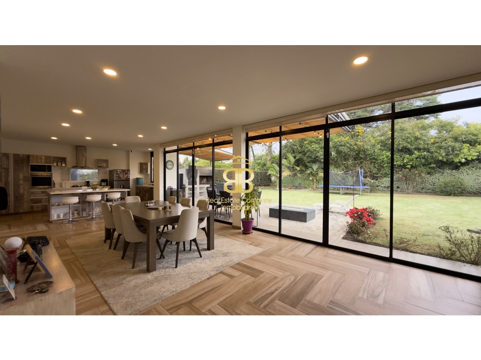 SE VENDE CASA EN GUAYMARAL