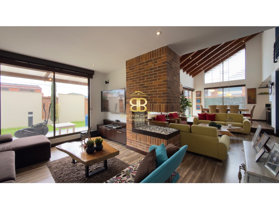 SE VENDE CASA EN CAJICÁ
