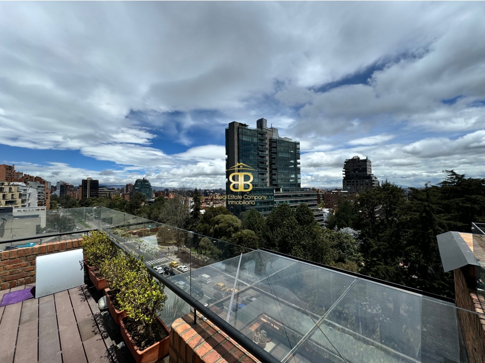 SE VENDE MAGNIFICO APARTAMENTO TRIPLEX CON TERRAZAS EN CHICÓ — foto 5