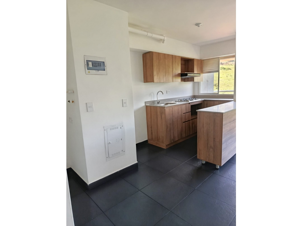 SE RENTA O VENDE APARTAMENTO EN SECTOR LA DALIA MARINILLA — foto 2