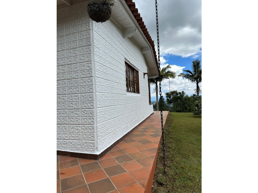 SE RENTA FINCA EN VEREDA EL MOLINO GUARNE - 2