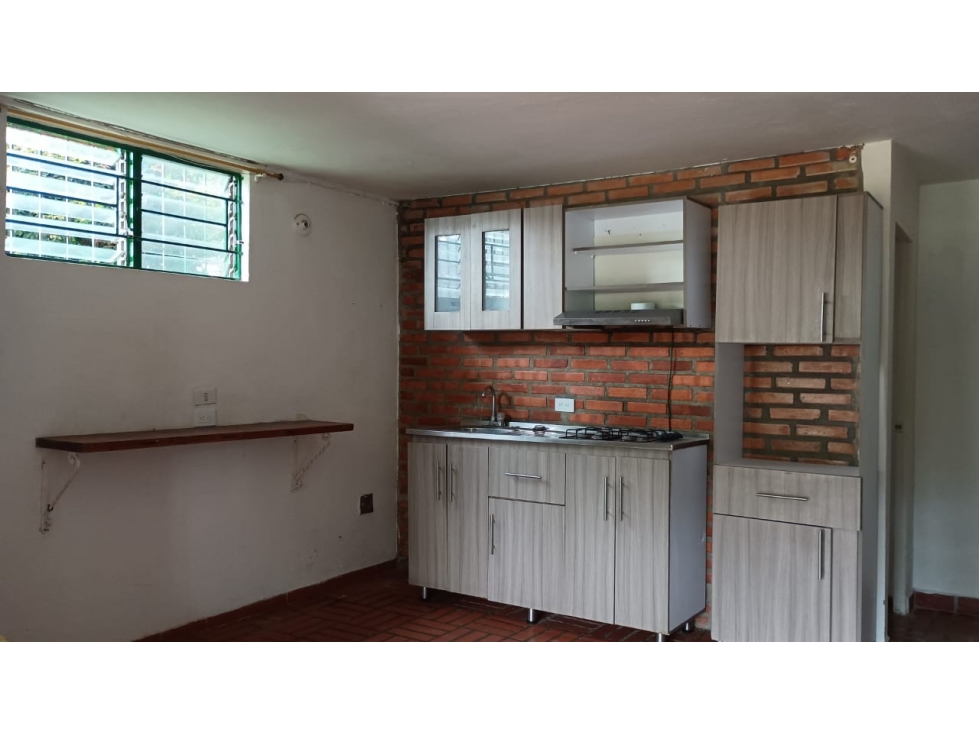 SE RENTA APARTAESTUDIO EN SECTOR EL SANGO GUARNE - 5