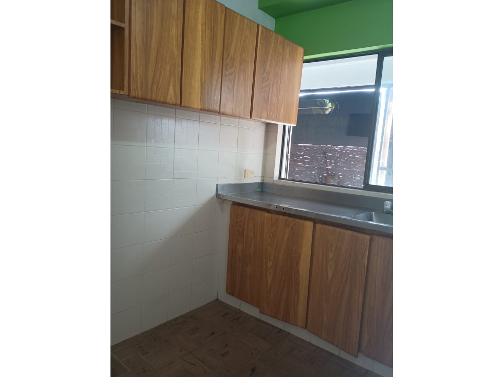 SE RENTA APARTAMENTO PARQUE PRINCIPAL GUARNE - 2