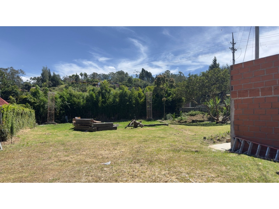 SE RENTA O VENDE LOTE EN VEREDA LA CLARITA GUARNE — foto 2
