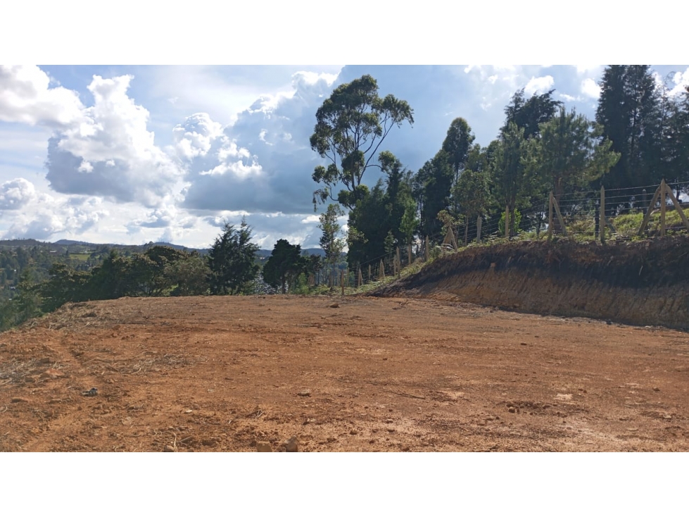 SE VENDEN LOTES EN VEREDA SAN ISIDRO GUARNE — foto 3