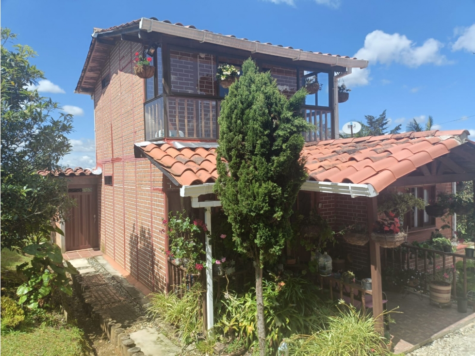 SE VENDE CASA CAMPESTRE EN VEREDA YOLOMBAL GUARNE — foto 3