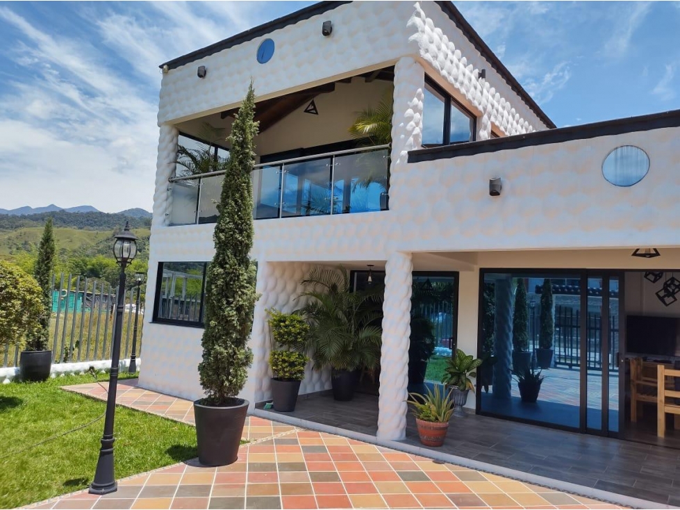 SE VENDE CASA FINCA DUPLEX EN EL MUNICIPIO DE SAN RAFAEL - 2