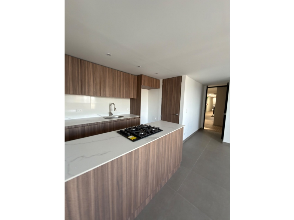 APARTAMENTO EN RENTA BOSQUES DE ROBLEDAL, RIONEGRO
