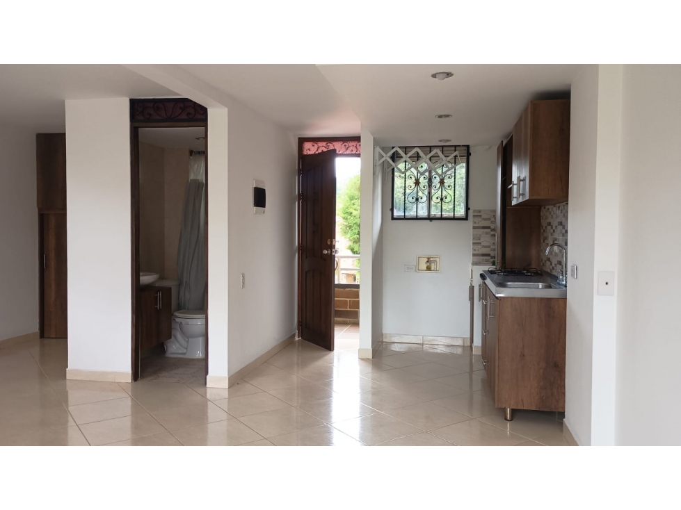 SE RENTA APARTAESTUDIO EN SECTOR SAN ANTONIO GUARNE — foto 4
