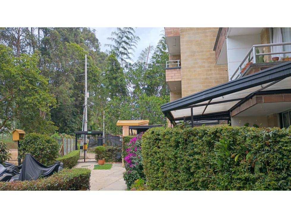 SE RENTA APARTAESTUDIO EN SECTOR SAN ANTONIO GUARNE — foto 3