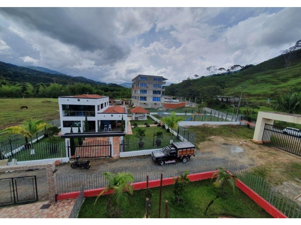 SE VENDE CASA FINCA DUPLEX EN EL MUNICIPIO DE SAN RAFAEL - 3