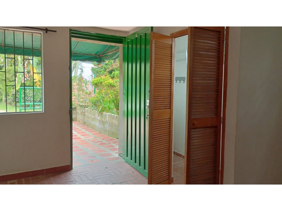 SE RENTA APARTAESTUDIO EN SECTOR EL SANGO GUARNE - 6