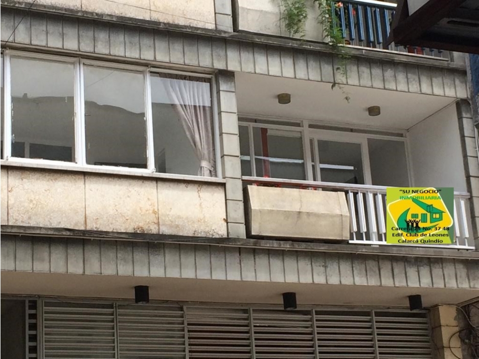 SE VENDE APARTAMENTO SEGUNDO PISO EN EL CENTRO DE ARMENIA
