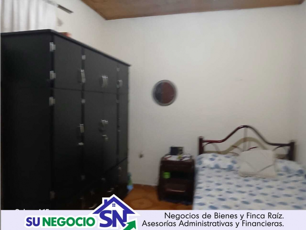 CASA CENTRAL EN CALARCA. CON EXCELENTE UBICACIÓN, EN VÍA PRINCIPAL — foto 4