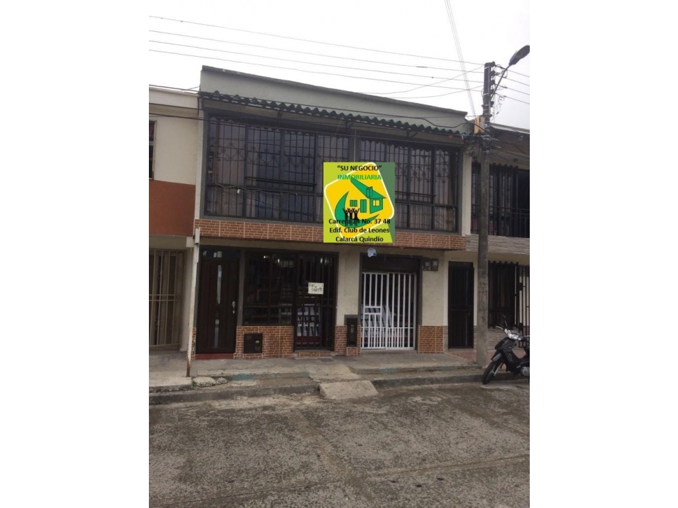 SE VENDE CASA BIFAMILIAR AL SUR DE CALARCA CERCA A LAURELES