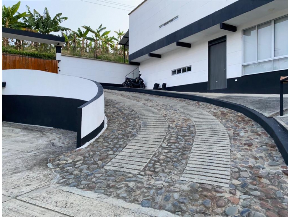 Se Vende o Permuta Espectacular Casa Campestre en Pueblito Cafetero. — foto 2