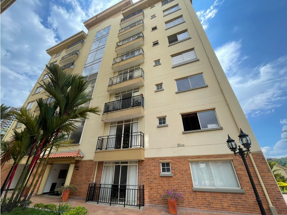 Vive en Pinares con Estilo y Comodidad! Apto en Venta — foto 3