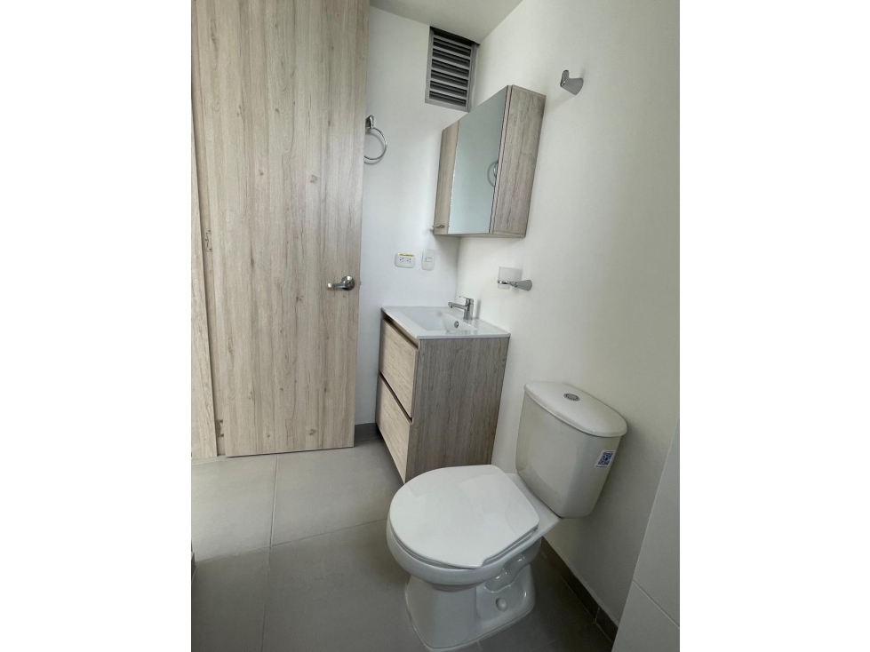 SE VENDE APARTAMENTO EN DOSQUEBRADAS EXCELENTE VISTA NUEVO — foto 2