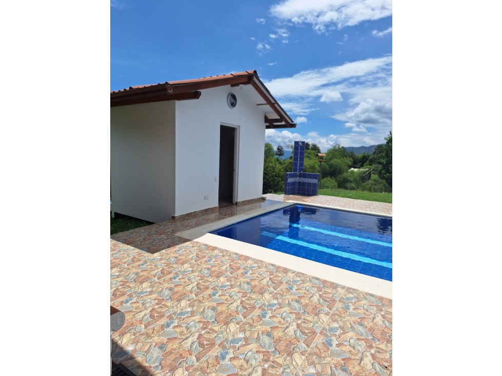 SE VENDE ESPECTACULAR CASA CAMPESTRE EN COMBIA A PUERTA CERRADA — foto 2