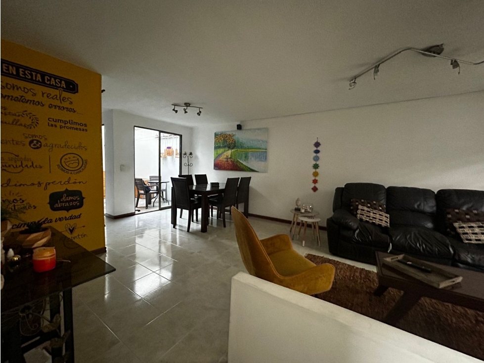Se vende hermosa casa esquinera conjunto cerrado avenida las Americas — foto 2