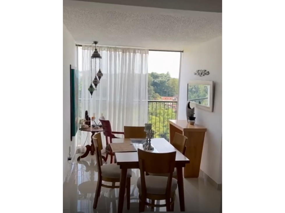 SE VENDE APARTAMENTO EN CONJUNTO CERRADO EN EL POBLADO 1