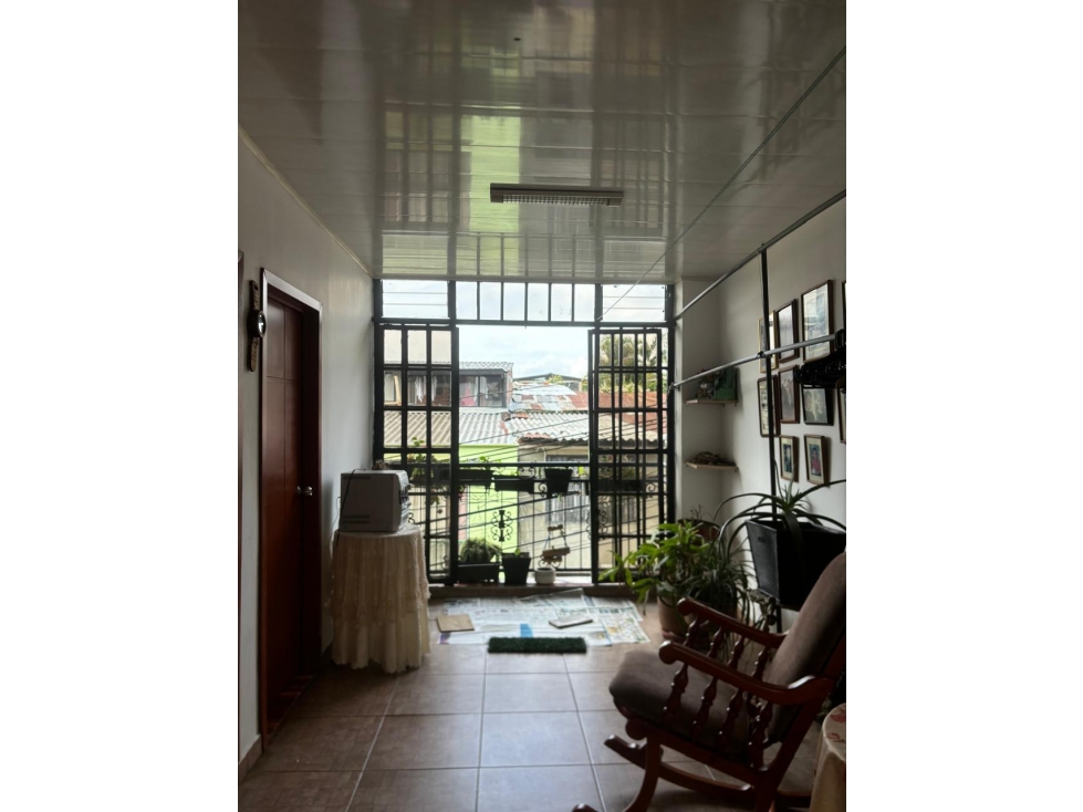 Vendo o permuto hermosa casa de tres pisos en Santa Rosa De Cabal — foto 6