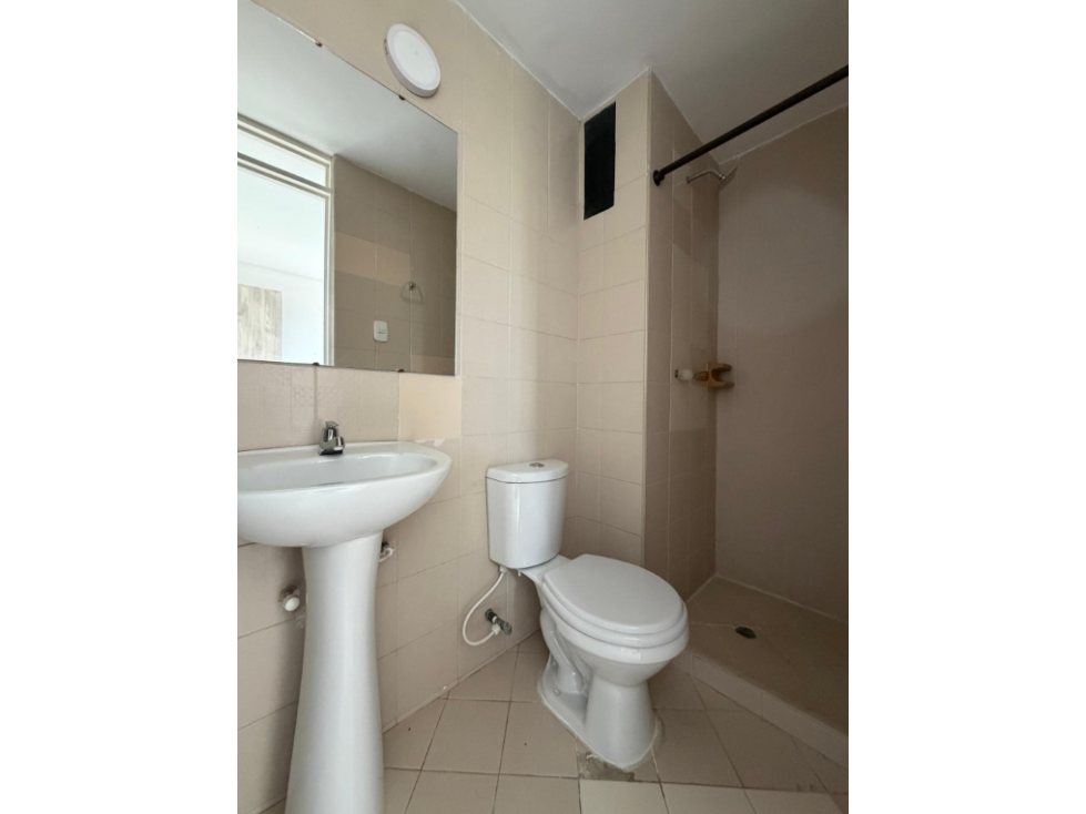 SE VENDE APARTAMENTO EN MARAYA AREA 87.8 M2 CERCA A TODO — foto 4
