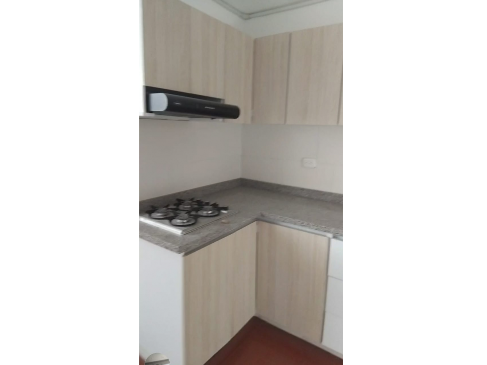 SE ARRIENDA APARTAMENTO EN EL CENTRO — foto 2