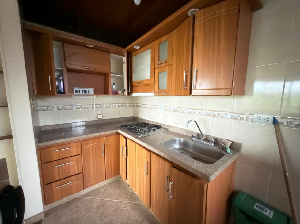 SE VENDE APARTAMENTO EN ARMENIA Quindío, cerca a la av19 norte.