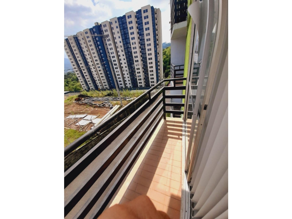 SE VENDE APARTAMENTO NUEVO EN DOSQUEBRADAS — foto 2
