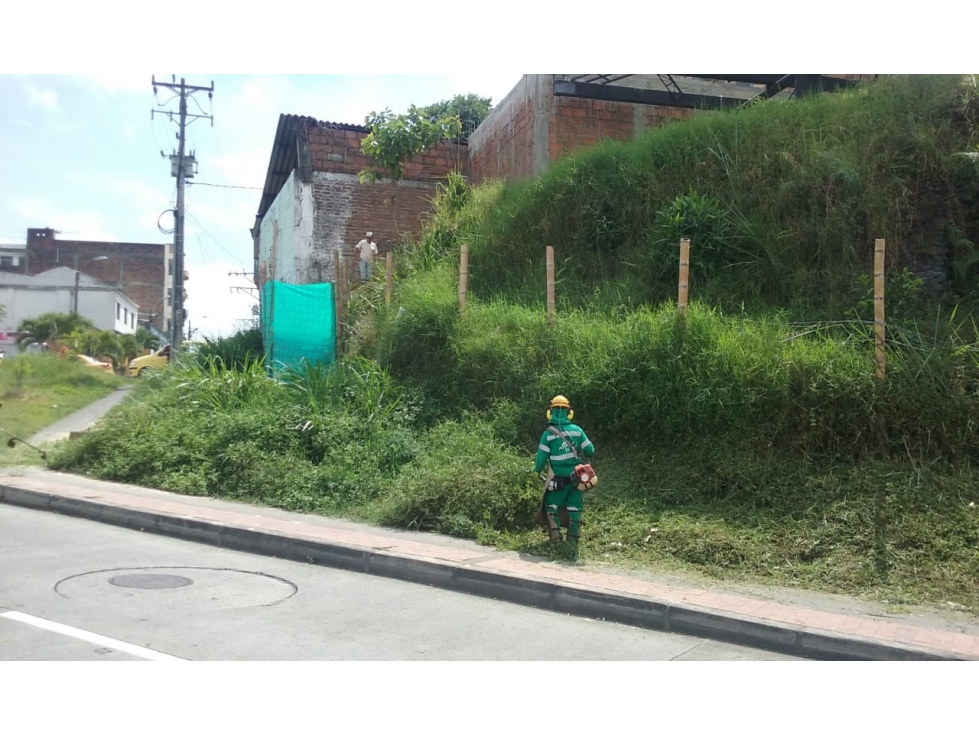 Vendo lote por AV BELALCAZAR