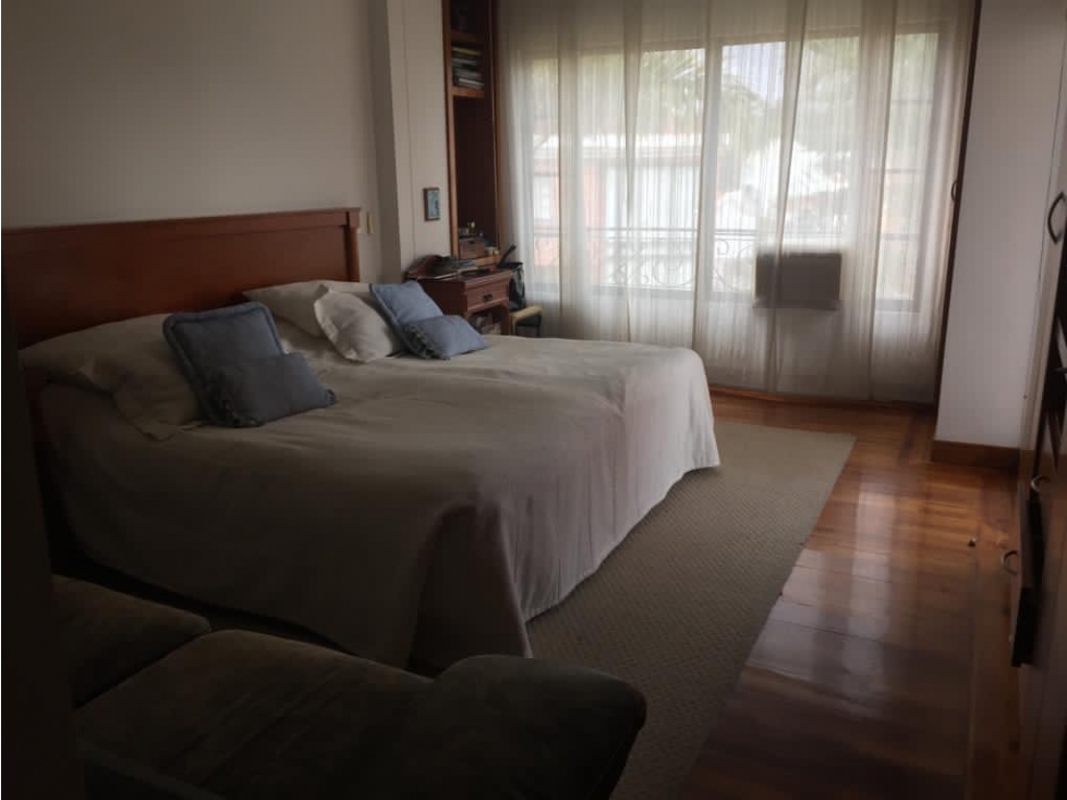 SE VENDE CASA EN CONJUNTO EN PINARES SE PERMUTA POR APTO EN