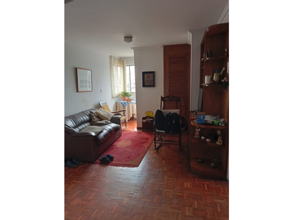 SE VENDE APARTAMENTO EN EL CENTRO AREA 169 MTS