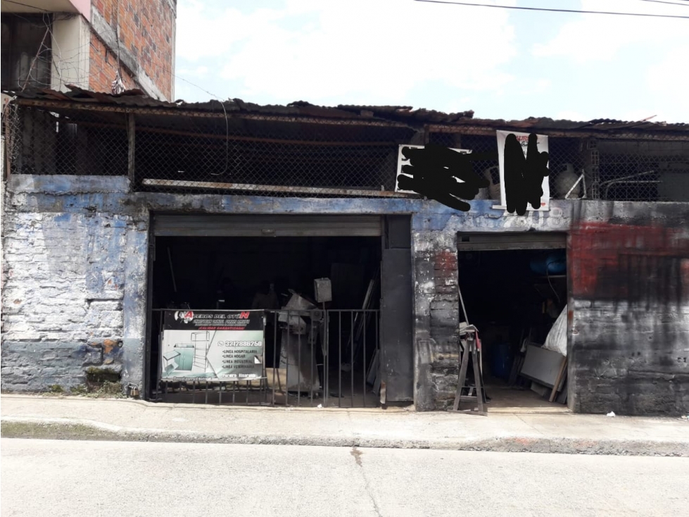 SE VENDE CASA LOTE CON RENTA EN EL CENTRO DE PEREIRA