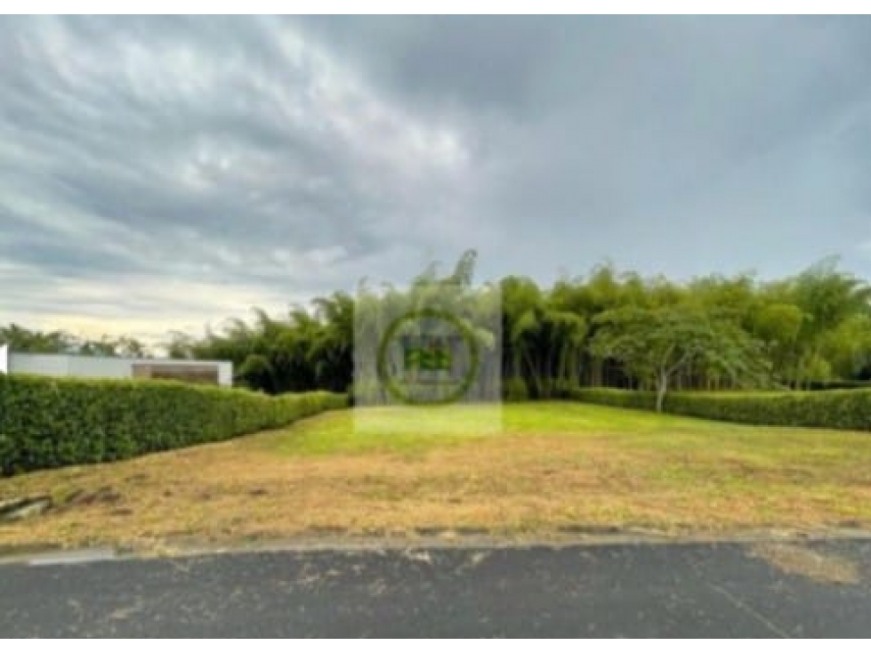 SE VENDE LOTE EN CERRITOS EN MALABAR EL MEJOR SECTOR DE VALORIZACION