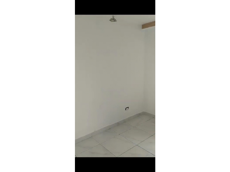 ¡Venta: Apto Centro Pereira, 5Âº Piso, 3Hab, 2Ba, Piscina! — foto 2