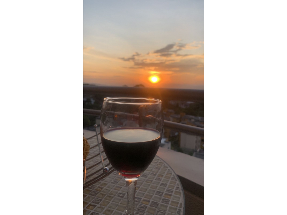 SE VENDE APARTAMENTO AVENIDA 30 DE AGOSTO EXCELENTE VISTA — foto 2