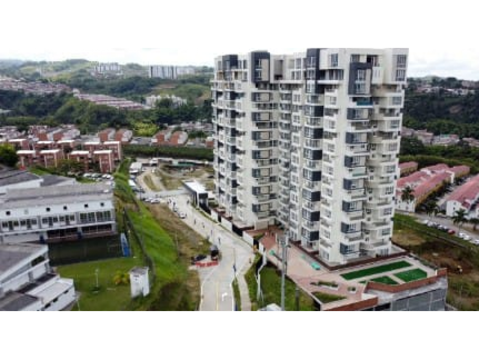 SE VENDE APARTAMENTO EN LA AVENIDA SUR