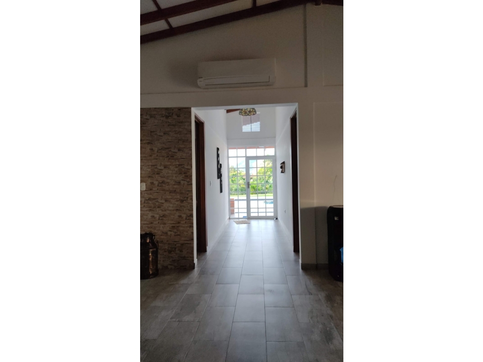 SE VENDE ESPECTACULAR CASA CAMPESTRE EN COMBIA A PUERTA CERRADA — foto 3
